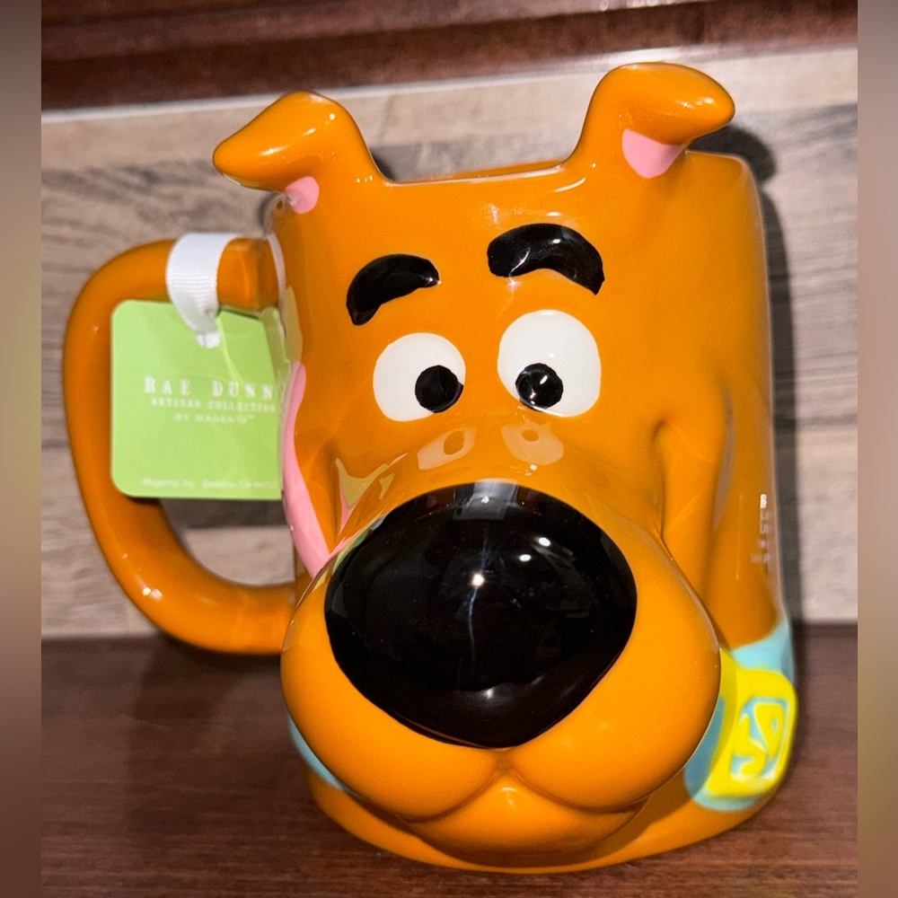 Super Cute 🥰 3D Face Scooby Doo  Mug by Rae Dunn - New